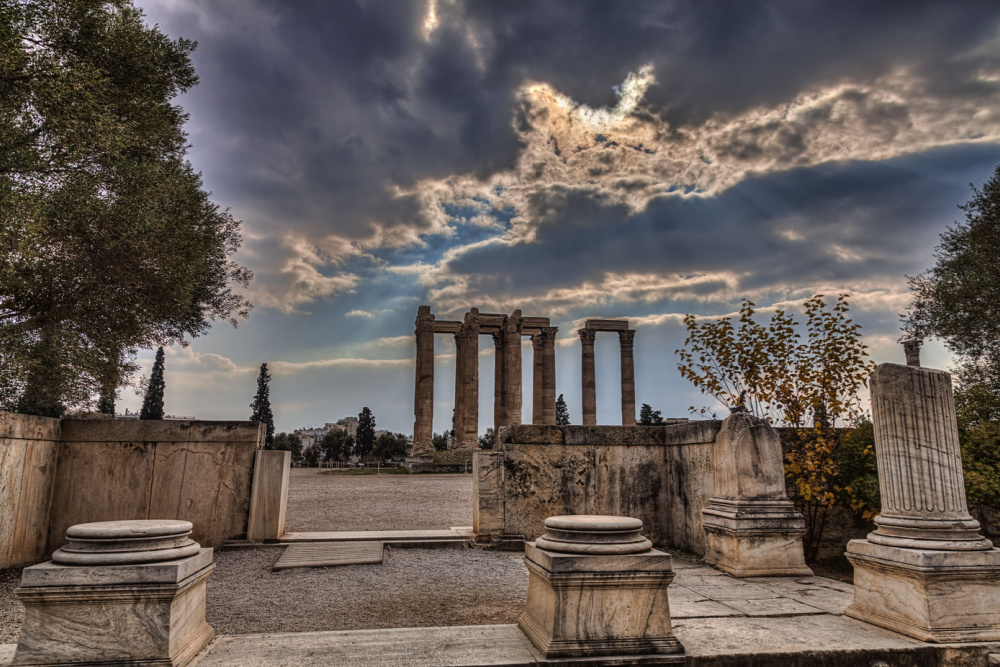 Temple of Zeus Athens twisht
