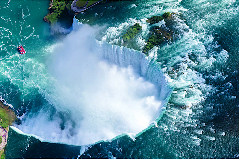 Niagara Falls twisht
