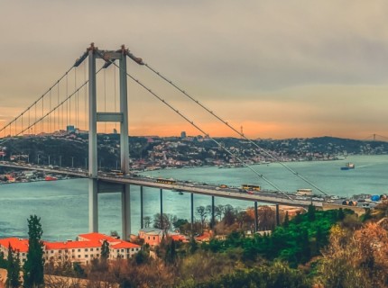 Experience a dozen turkish delights in Istanbul